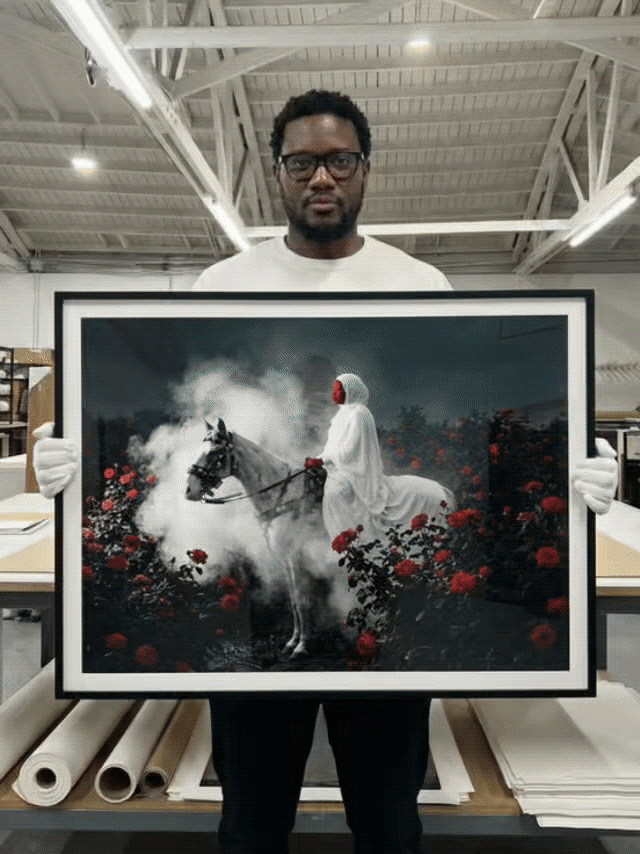 Yeti And Horse-Fine Print-Augmented Reality Wall Art-1111x[ 5 in1]